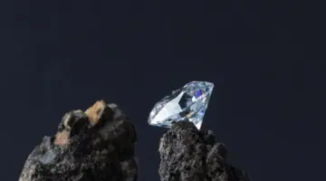 إنجاز فى علم المواد.. تصنيع ألماس سداسي فريد لا يوجد إلا في النيازك